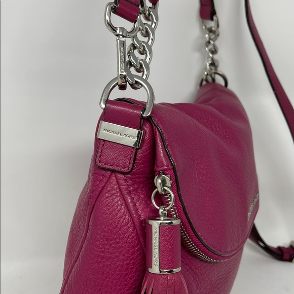 MICHAEL KORS BEDFORD PEBBLED LEATHER FLAP OVER SHOULDER BAG FUSCHIA CROSSBODY - Picture 4 of 17